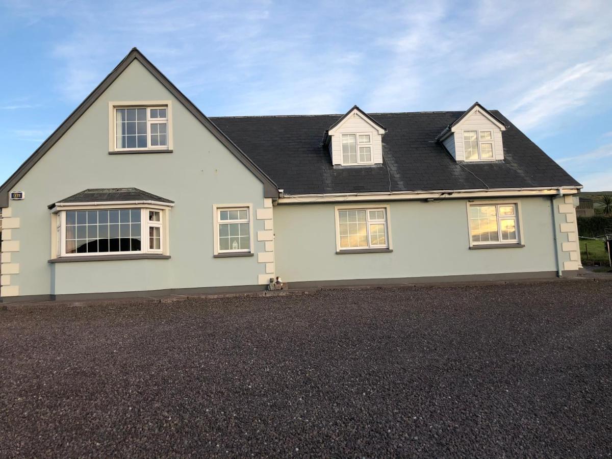 Skellig Port Accommodation - 1 Studio Bed Apartment Portmagee Exterior foto