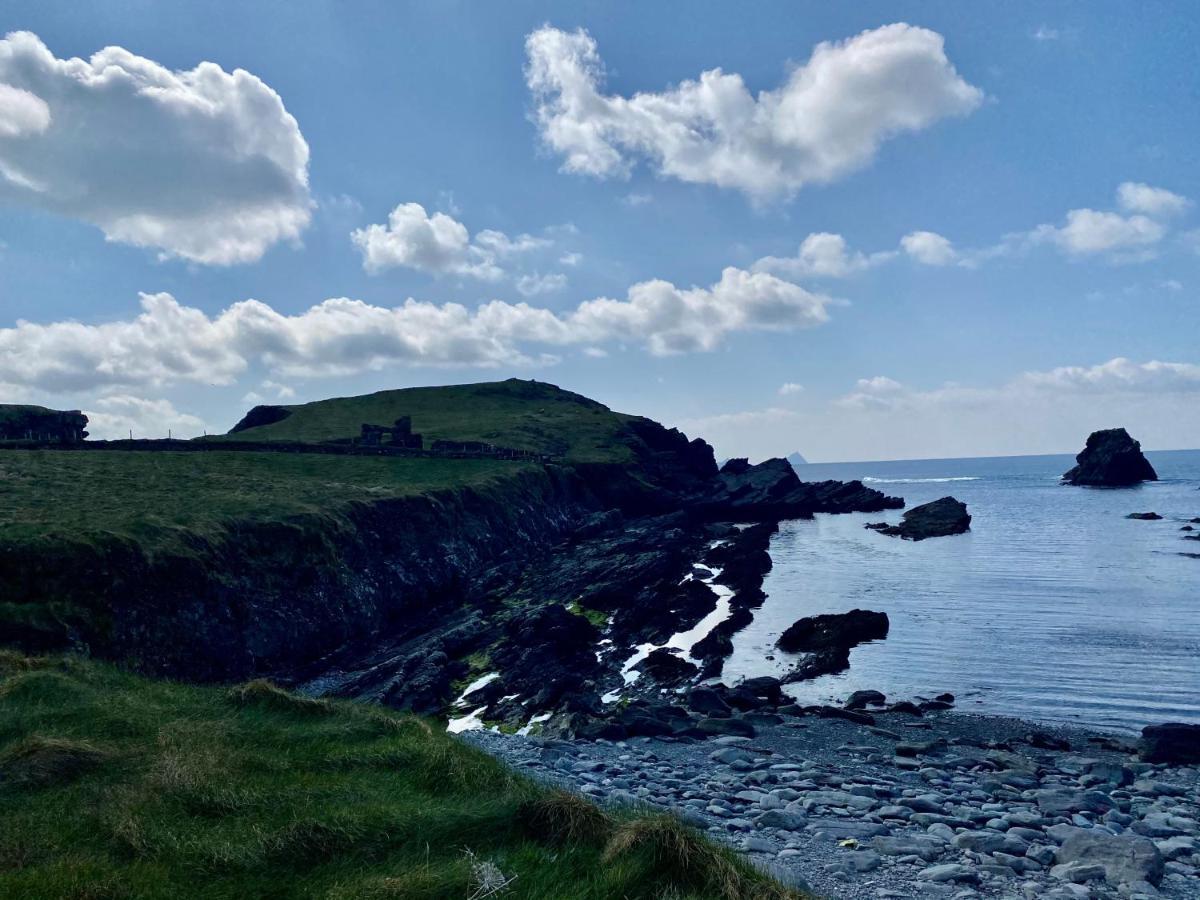 Skellig Port Accommodation - 1 Studio Bed Apartment Portmagee Exterior foto